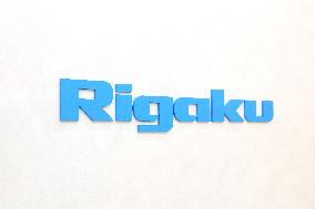 Rigaku signboard and logo
